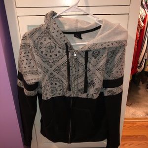 Pattern hoodie